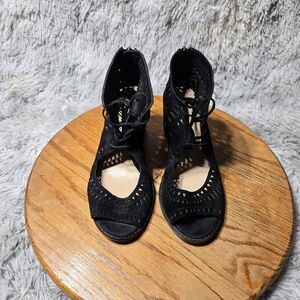Vince Camuto Womens Size 6M/36 Open Toe Tarita Black Suede Lace-up Booties Heels